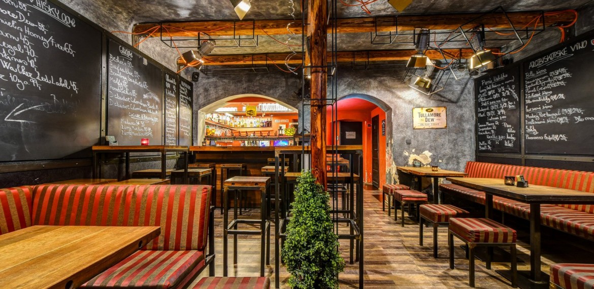 ZTRACENÝ BAR